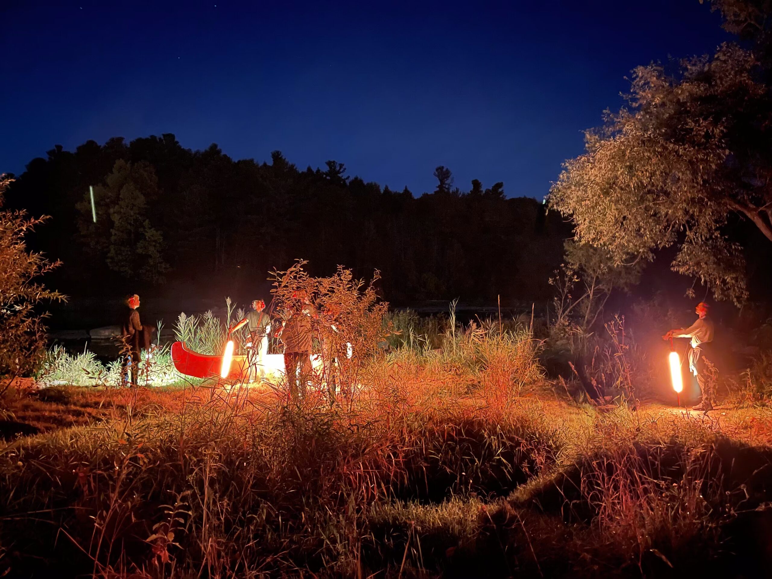 Parcours l'École buissonnière signalisation. Photo : Rad Gagnon, 2025.
